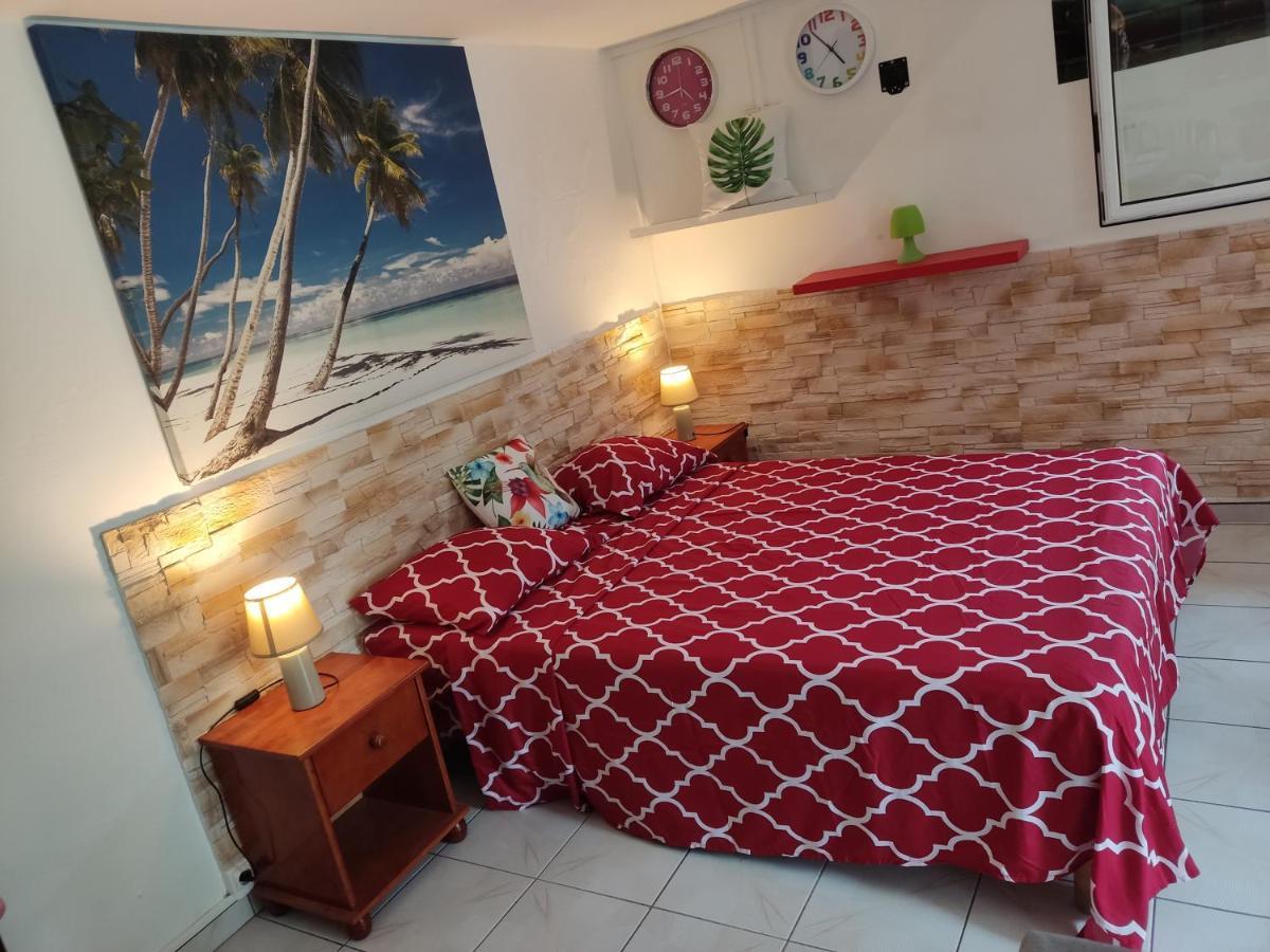 Studio De Vacance Ou Pro Le Gosier 哥西尔 外观 照片